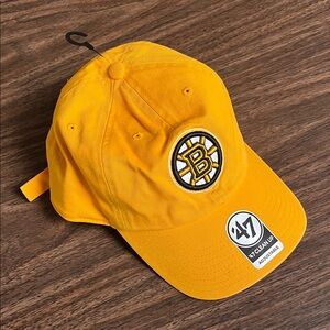 '47 Brand Boston Bruins adjustable cap